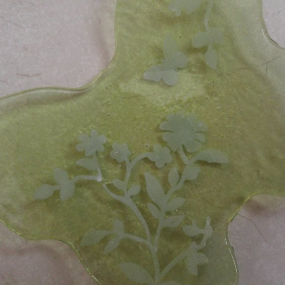 ⭐3/$12⭐ Green Glass Butterfly Decorative Plate - Picture 4 of 8